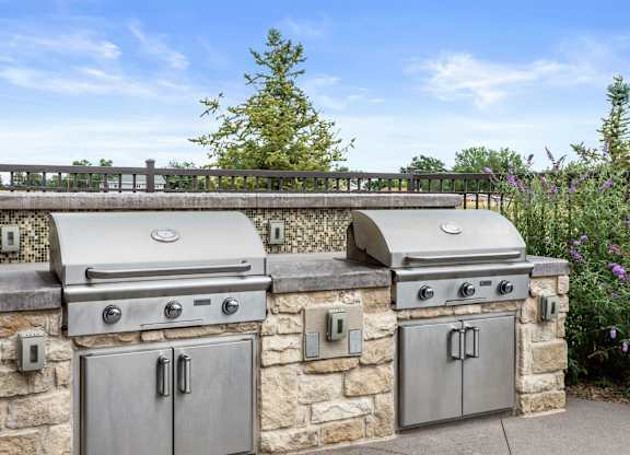 Gateway Arvada Ridge Outdoor Community Grilling Stations with Stainless Steel BBQs