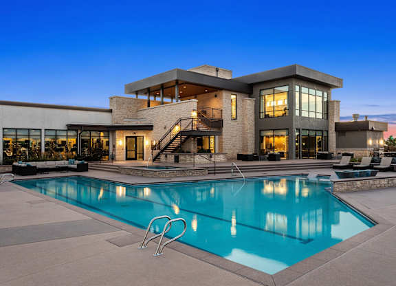 Gateway Arvada Ridge Resort-Style Pool with Expansive Sundeck and Modern Clubhouse