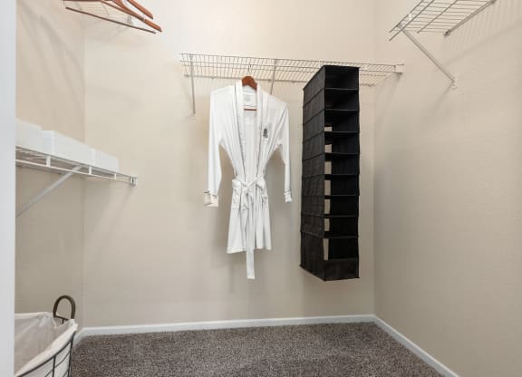 Mountainside Bedrooms Large Walk in Closets