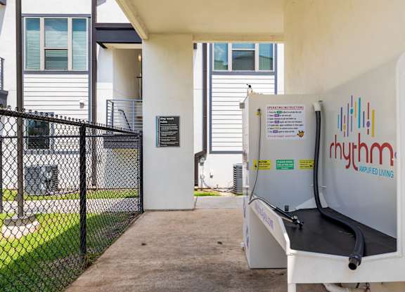 Rhythm Dog Wash Area