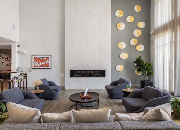 Rhythm Resident Lounge with Fireplace