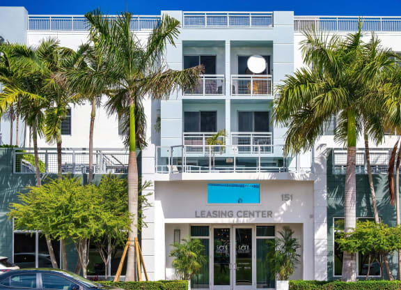 Leasing Center Entrance at South of Atlantic with Modern Glass Doors