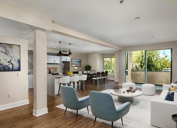Venice on Rose Apartments Blinds Expansive Patio doors and Windows