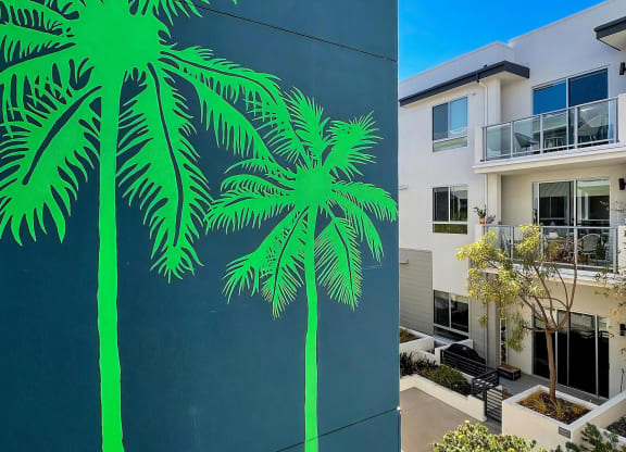 Venice on Rose Community Outdoors Outdoor courtyard with spacious balconies