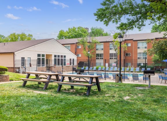 our apartments offer a park with a swimming pool