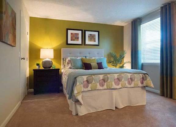 Bedroom with a bed at Ventana at The Lake, Hendersonville, TN 37075.