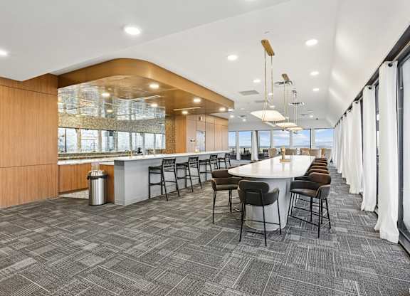 Modern Dining Area at The 600 Apartments, Birmingham, AL