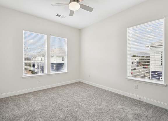 Carpeted Flooring at The Parker Leland, Leland, 28451