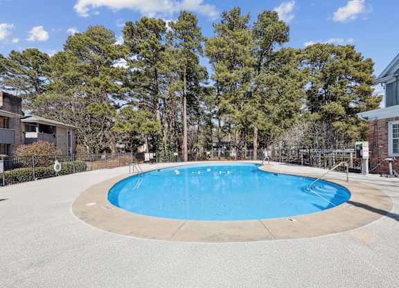 Pool at Lexington on the Green, Raleigh, NC, 27604