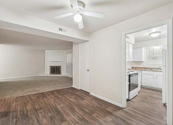 Ready To Move Room at The Groves Apartments, Raleigh, 27604