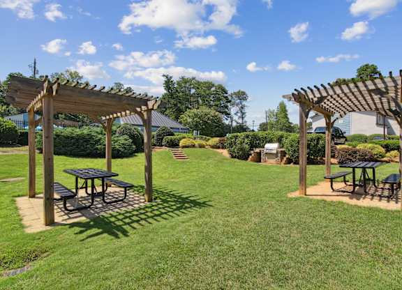 Picnic tables and pergolas at The Taylor, Marietta, GA.