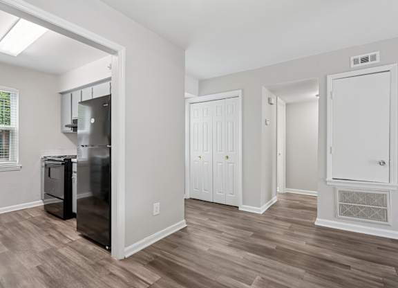 Kitchen Area at The Highlands Apartments, Charlotte, 28217