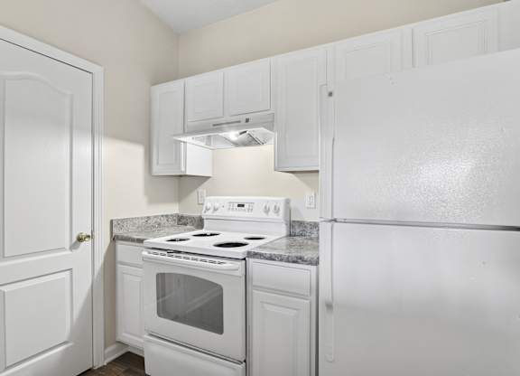 White Kitchen at Carrington Park at Lake Lanier, Gainesville, GA, 30504