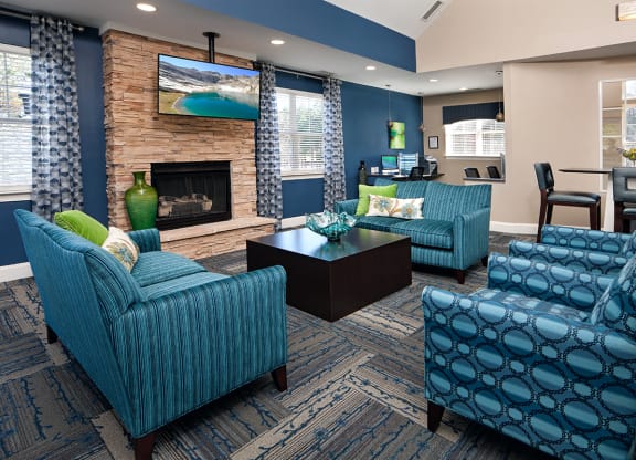 Media & Wi-Fi Lounge