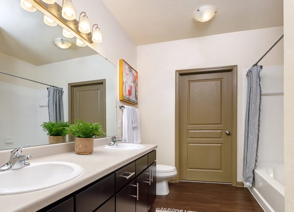Umstead Model Bath 2