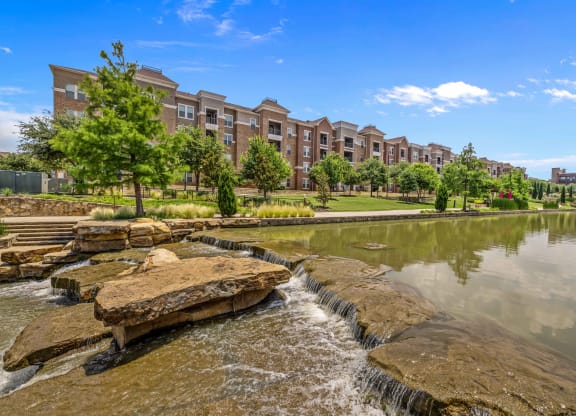 the preserve at ballantyne commons community pond
