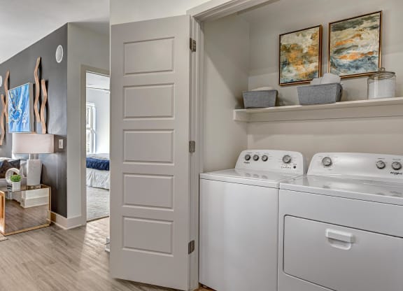Full Size Washer/Dryer Included