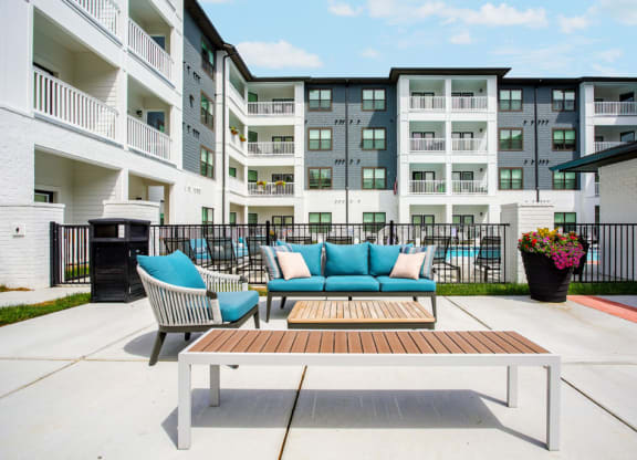 outdoor lounge