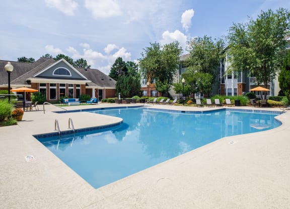 the preserve at ballantyne commons resort style swimming pool