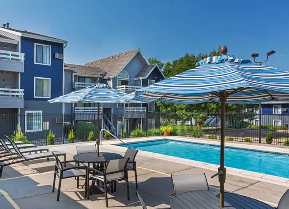 Swimming Pool With Relaxing Sundecks at Windmill Apartments, Colorado