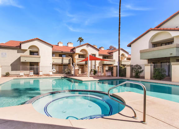 Outdoor Heated Saltwater Pool With Hot Tub Open Year Round at Del Coronado, Mesa