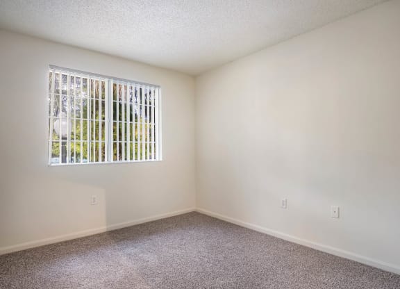 Carpeted Bedrooms at Heritage Cove, Florida 34997