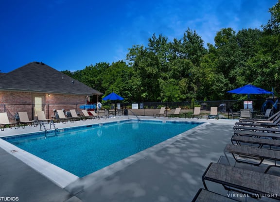 Swimming Pool at Park Place Apartments, Kentucky, 40214