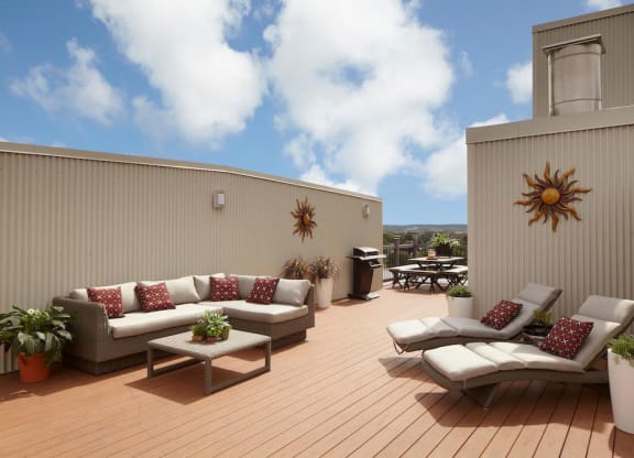Outdoor Roof Deck at Riverwalk Apartments, Massachusetts 01843