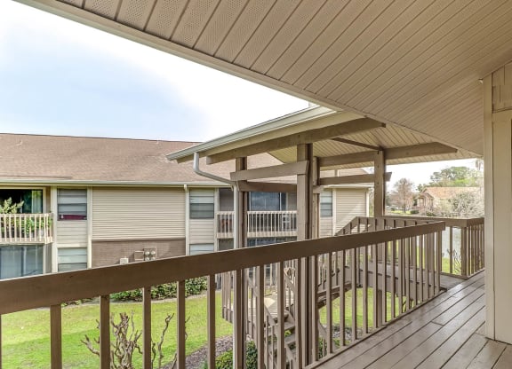 Large Private Patios and Balconies at Sanford Landing Apartments, Florida, 32771