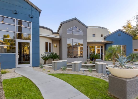 Walking Path at Sweetwater At Metro North Apartments, Phoenix