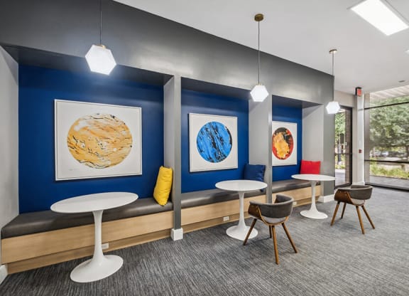 Community Clubhouse Work Station Area at Mason Van Dorn Apartments located in Alexandria, VA.