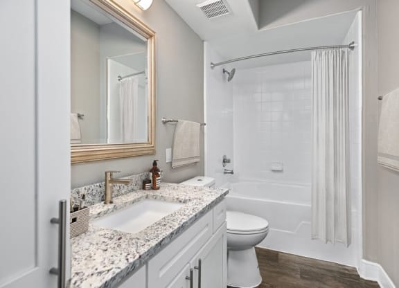 Model full bathroom