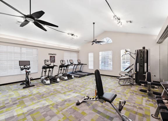 Community Fitness Center with Equipment at Vue at Baymeadows Apartments in Jacksonville, FL.