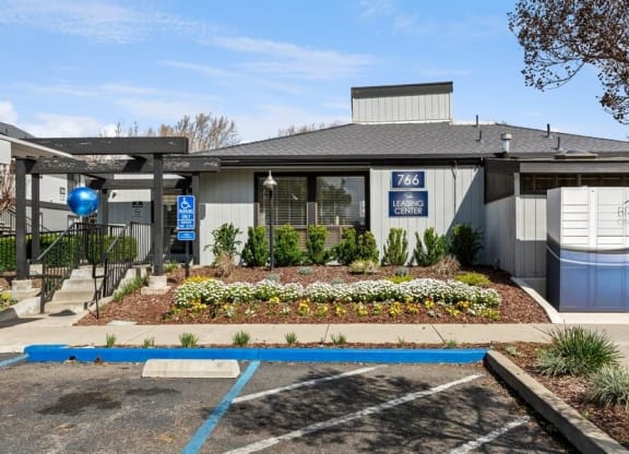 Leasing office exterior at Bridges on Sunset Apartments in Suisun, CA
