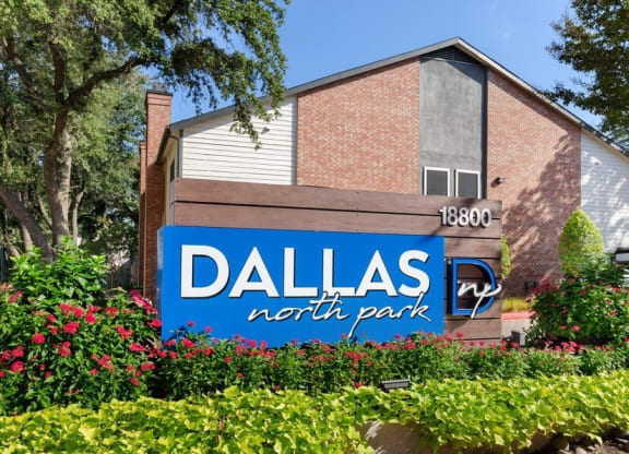 Property entrance sign