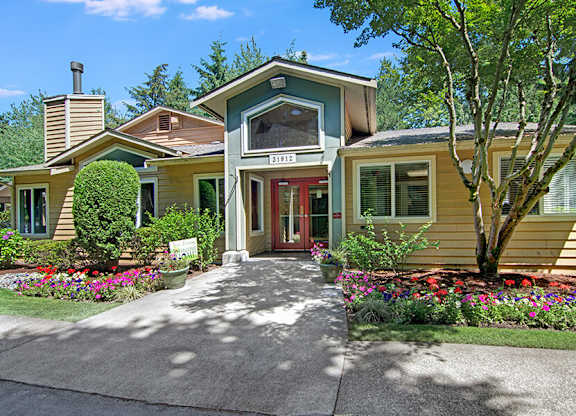 Community Clubhouse and Landscape at Ridge & Shores Apartments located in Federal Way, WA.