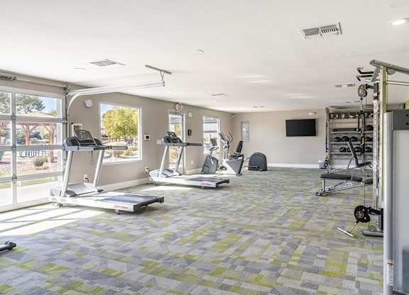 Community Fitness Center at Bridges on Tropicana Apartments located in Las Vegas, Nevada.