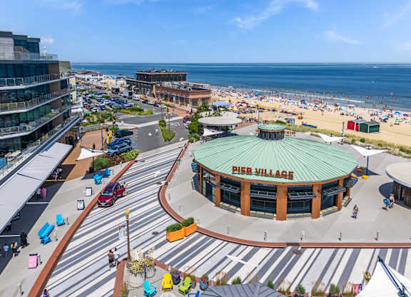 Beachfront boardwalk and plaza at Pier Village Apartments, Long Branch, NJ