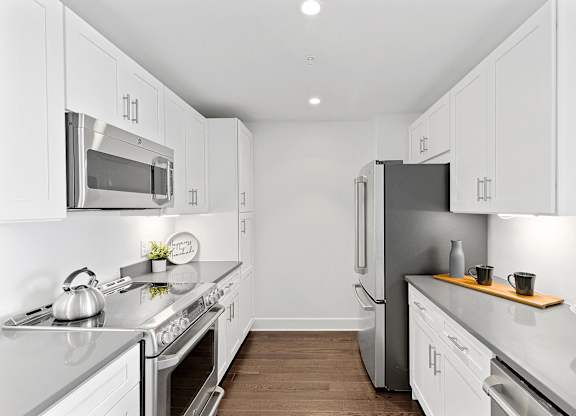 Kitchen gallery at 65 Bay Street, Jersey City, 07302