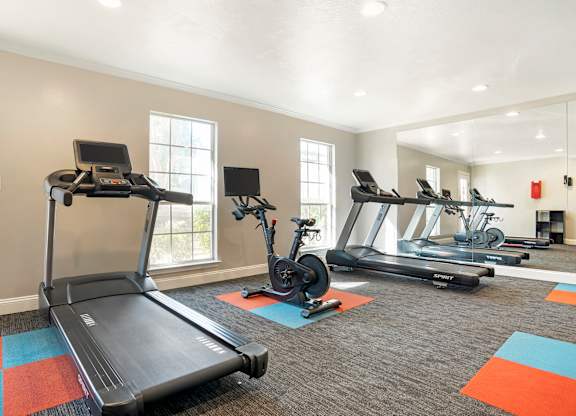 Fitness Center at Arbors at Natchez Trace Apartments, Mississippi