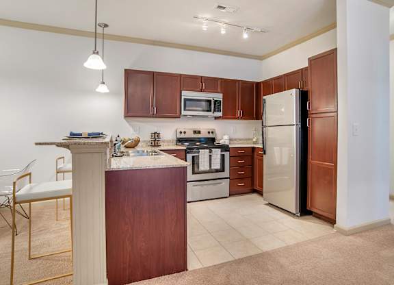 Modern Kitchen at Broadstreet at EastChase Apartments, Alabama, 36117