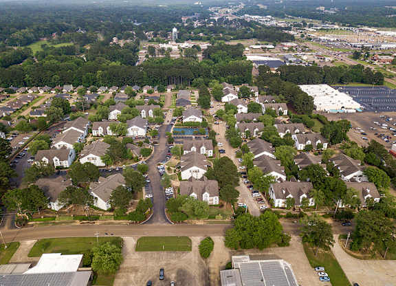 Aerial view1 at Crosswinds Apartments, Pearl, MS, 39208