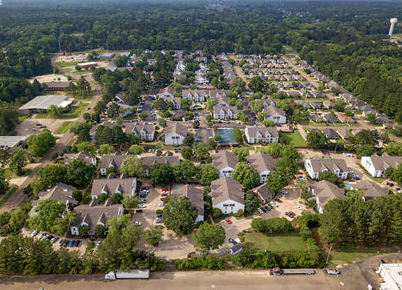 Aerial at Crosswinds Apartments, Pearl, 39208