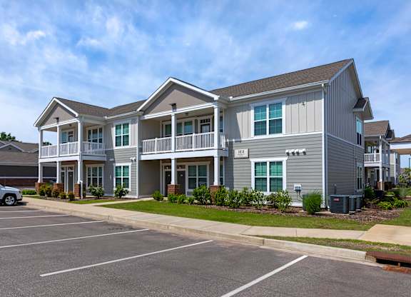 Exterior View at The Villas at Germantown, Memphis, 38125