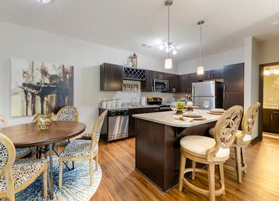 Dining And Kitchen at The Villas at Germantown, Memphis, TN, 38125