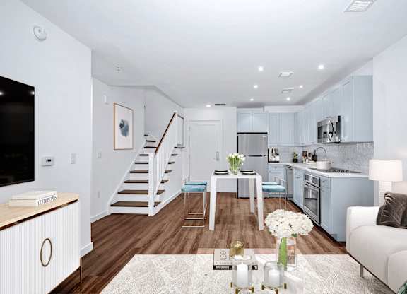 Living and kitchen at The Glover House, Washington