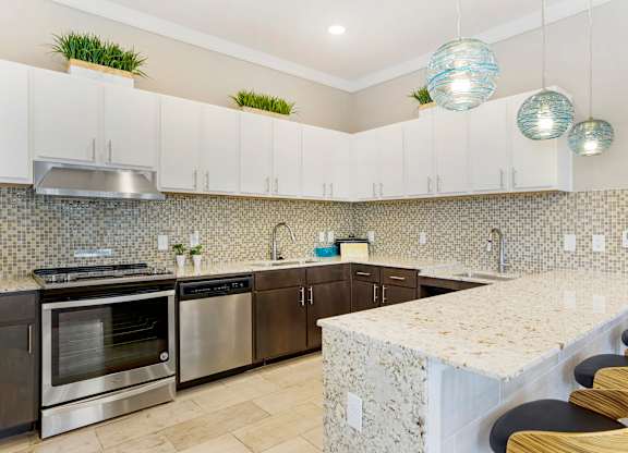Kitchen at La Veranda at Polly Lane Apartments,Lafayette, Louisiana