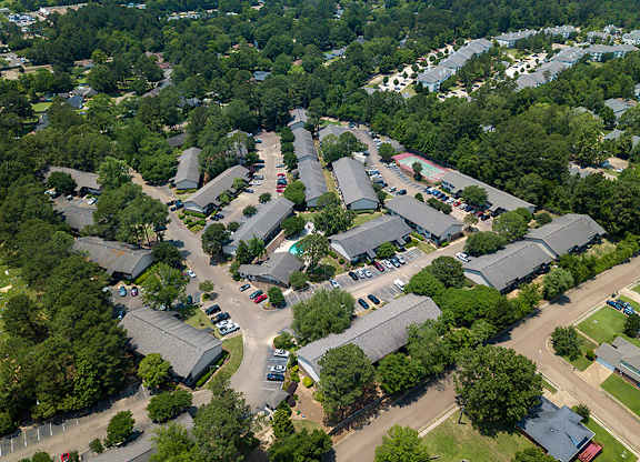 Aerial at Lakeshore Landing Apartments, Ridgeland