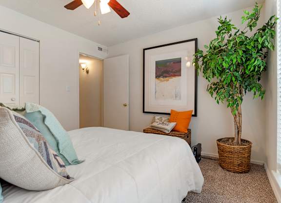 Cozy Bedroom at Lakeshore Landing Apartments, Ridgeland, MS