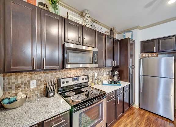 Amazing kitchens with modern appliances at Mansfield on the Green, Milwaukie, 76063